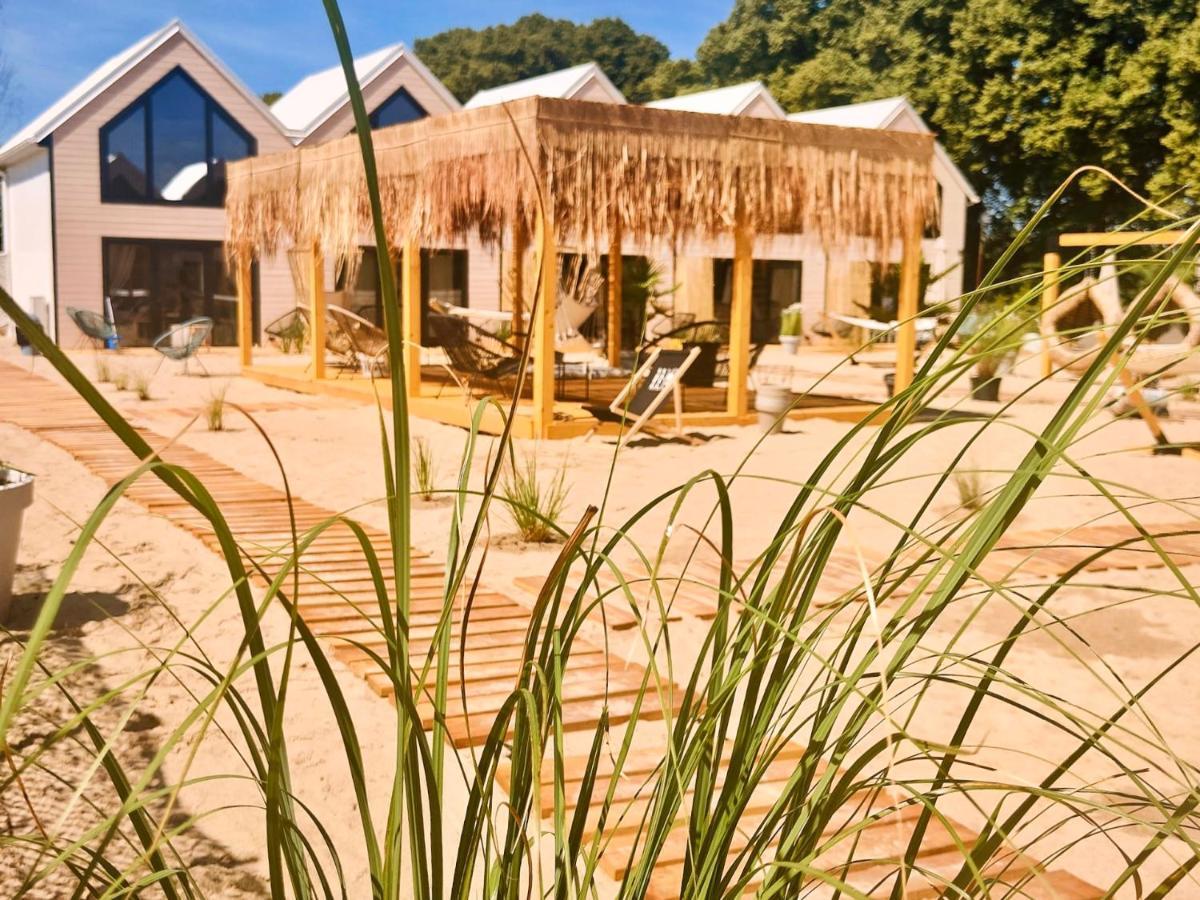 Lulu Holiday Resort Domki Z Podgrzewanym Basenem Mielno  Exterior foto
