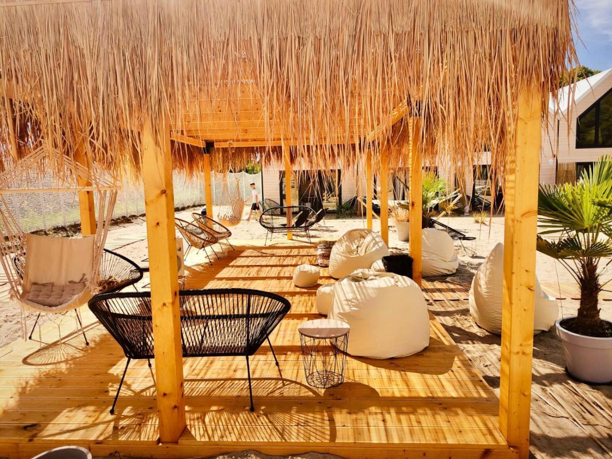 Lulu Holiday Resort Domki Z Podgrzewanym Basenem Mielno  Exterior foto